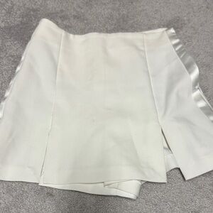 Zara White Women's Skort
